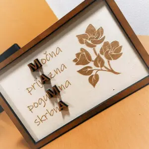 Lesena slika MAMA